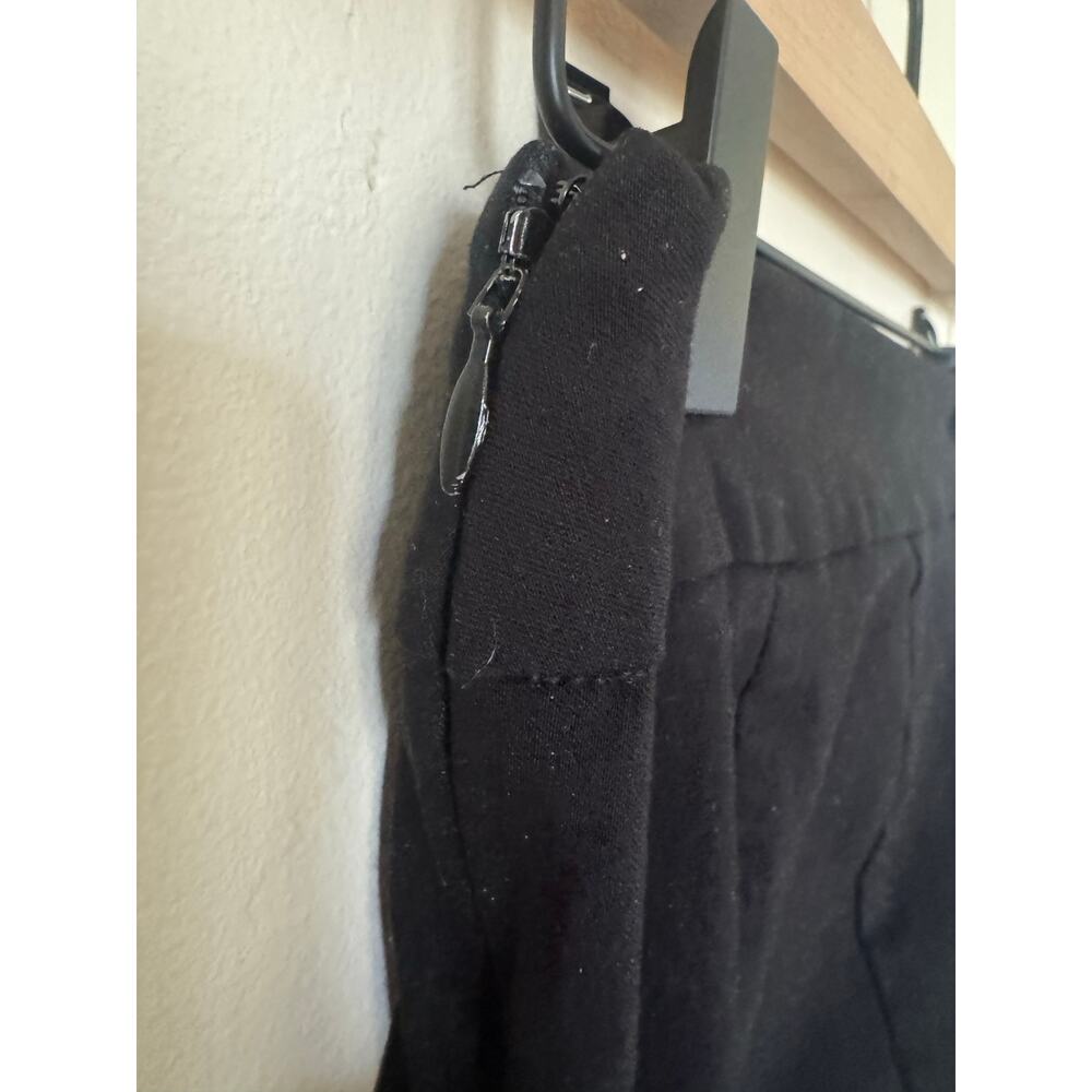 Time and Tru Black Pull On Pants Women Size 6 Stretch Slim Leg - Picture 3 of 7